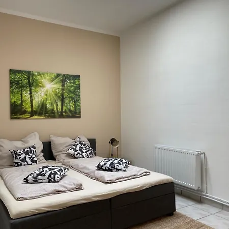 Naturnahes, Neu Moebl.apartment, Hundefreundlich Апартаменты Neu Gaarz