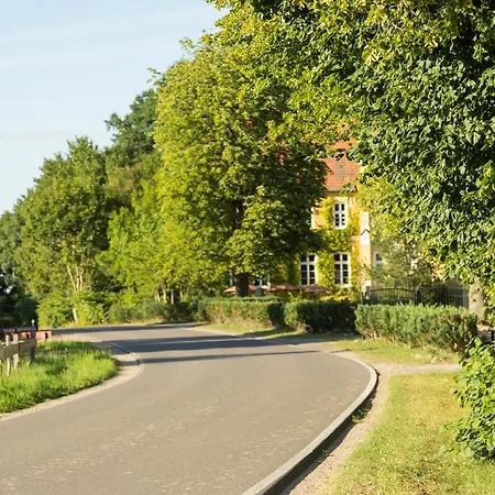 Naturnahes, Neu Moebl.apartment, Hundefreundlich * Neu Gaarz