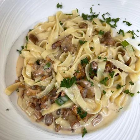 Апартаменты Naturnahes, Neu Moebl.apartment, Hundefreundlich Neu Gaarz